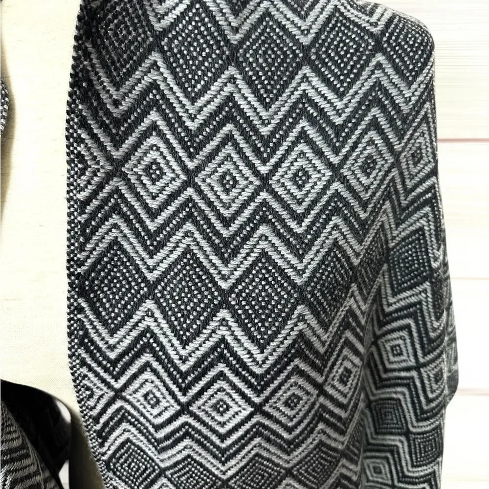MyE Baby Alpaca Large Scarf Wrap Gray Charcoal Zigzags Fringes Men's Women's